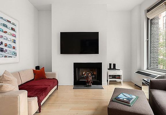 4th image of 51 Crosby St #3G