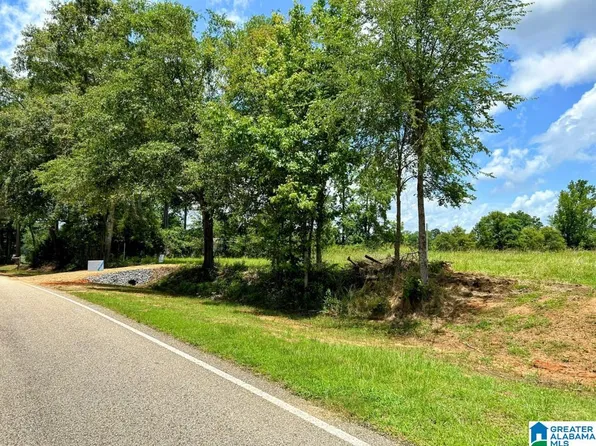 N Hagler Rd #3, Northport, AL 35475