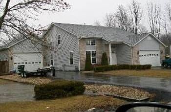 1st image of 10676 W Pickford Ave