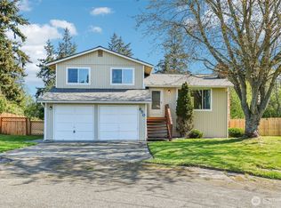 850 SW Kingma Ct, Oak Harbor, WA
