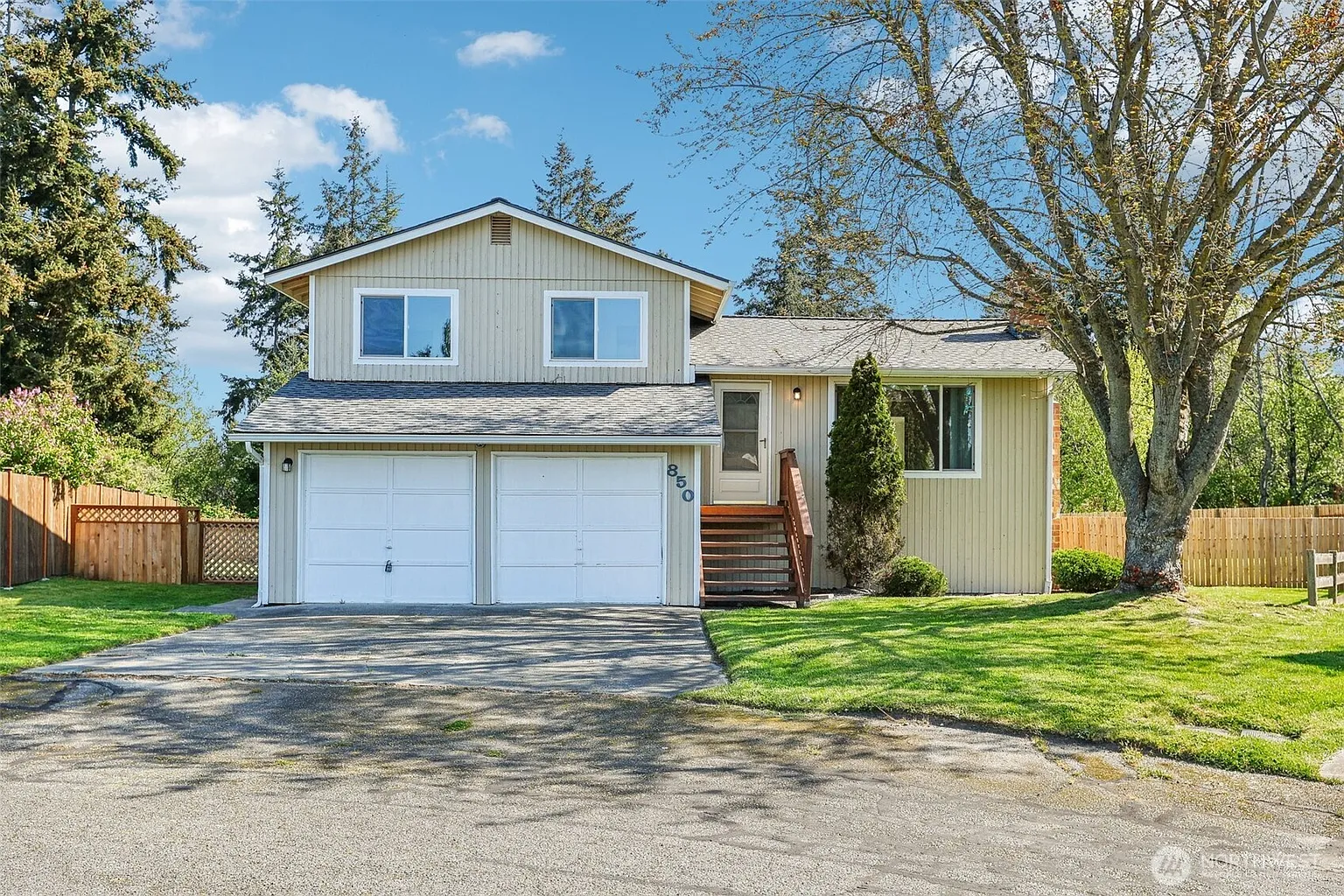 850 SW Kingma Court photo 1