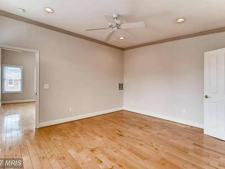 18 W Fort Ave — Photo 12