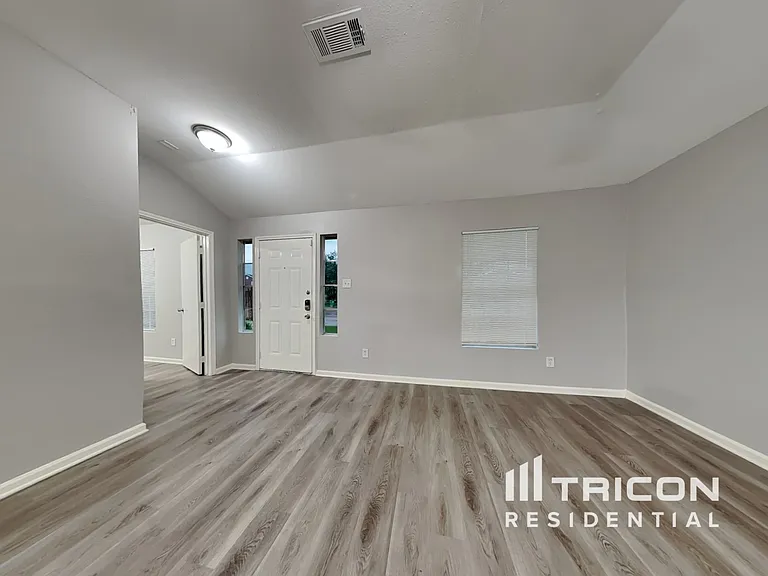 12638 Burdine St — Photo 2