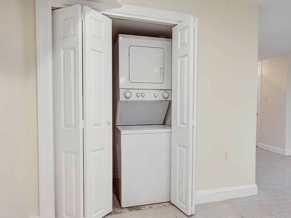 In unit washer and dryer
