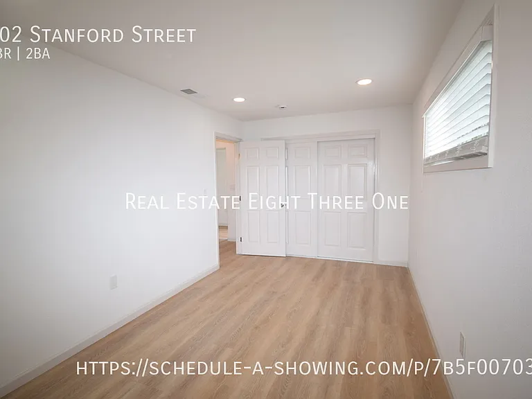 202 Stanford St — Photo 11