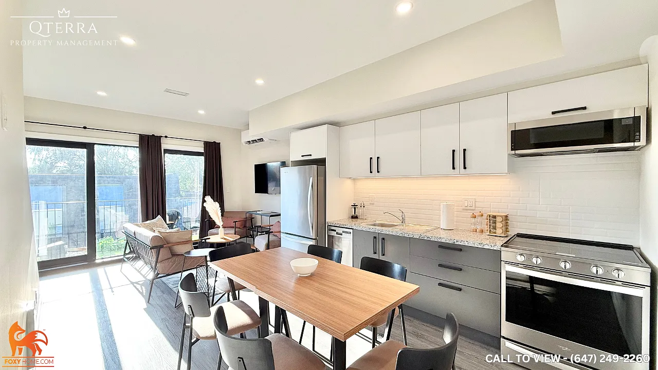3 bed, 3.5 bath, 1150 sqft, $2,995 — Photo 1