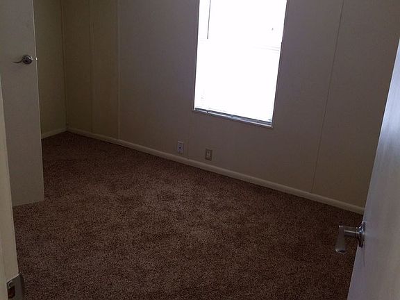 4th image of 4775 N Leland Ln