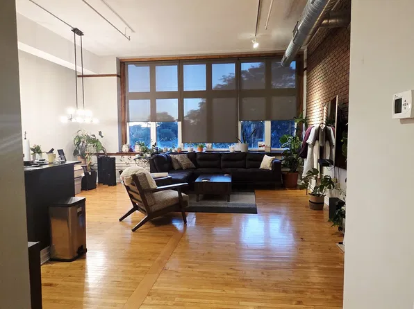 (undisclosed Address), Grand Rapids, MI 49504