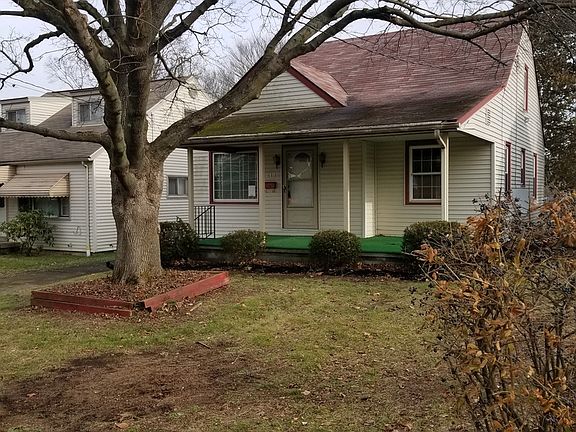 2nd image of 213 Parkgate Ave
