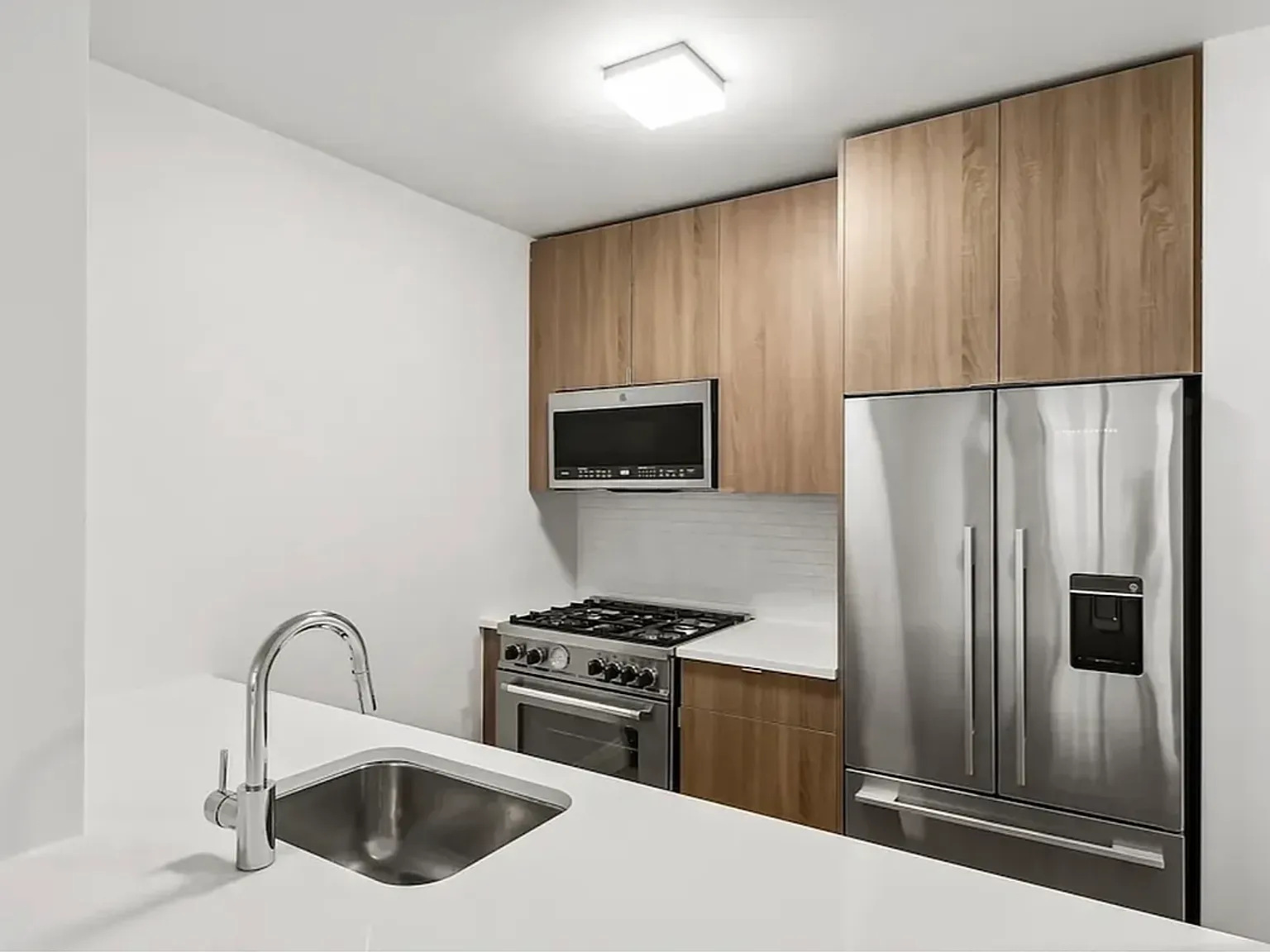 345 East 94th Street — Photo 4
