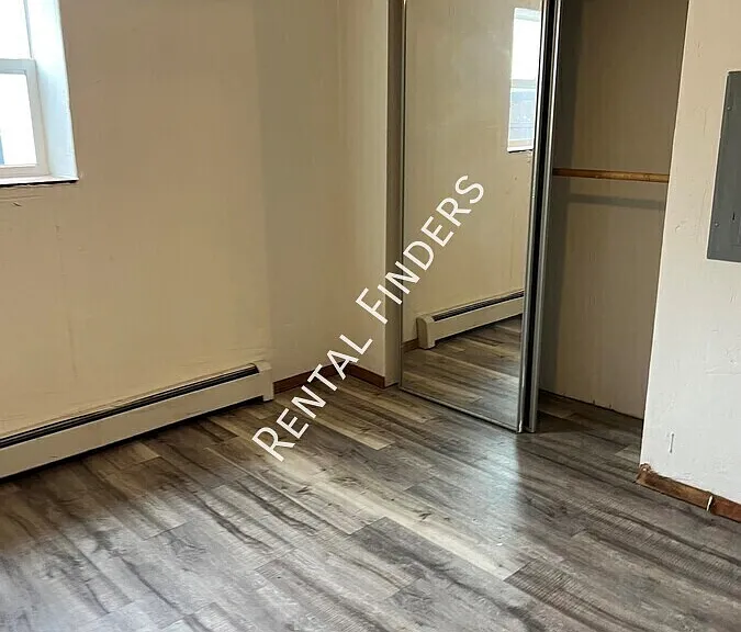 222 E Main St #6 — Photo 4