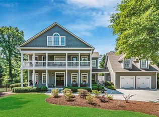 347 Pine Grove Rd, Roswell, GA 30075