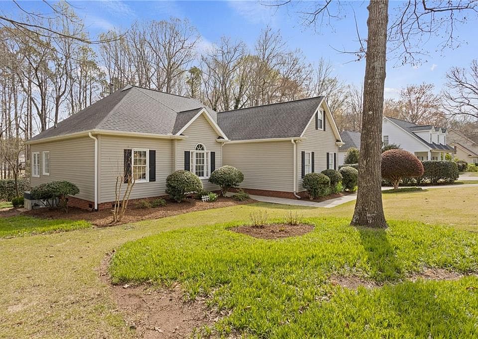 348 Camperdown Ct, Easley, SC 29642 Zillow