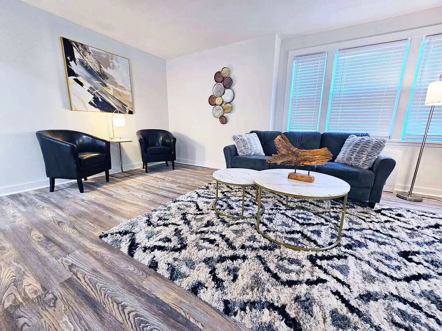Smartland Colony Apartments | 2809-2949 Van Aken Blvd, Shaker Heights, OH 44120 — Photo 3