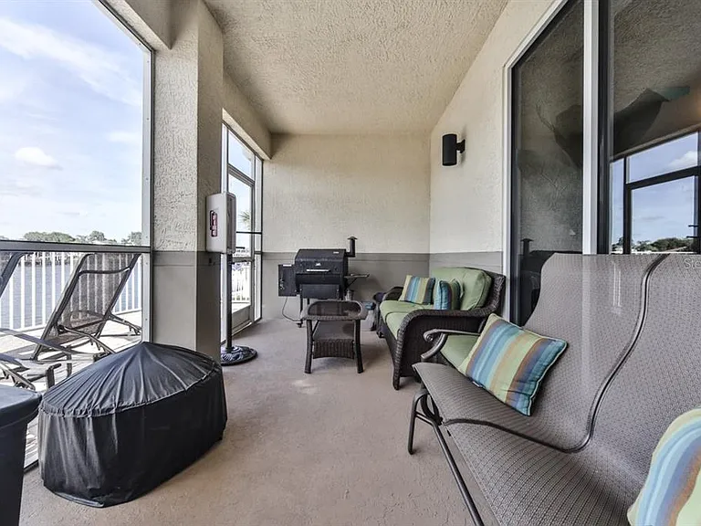 273 Middle Way #G — Photo 37