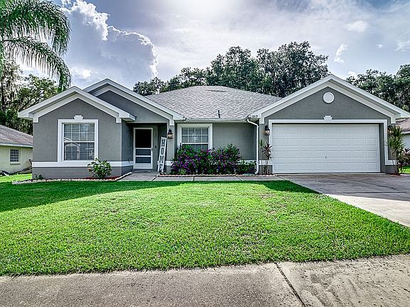 2nd image of 6819 Krenson Oaks Cir