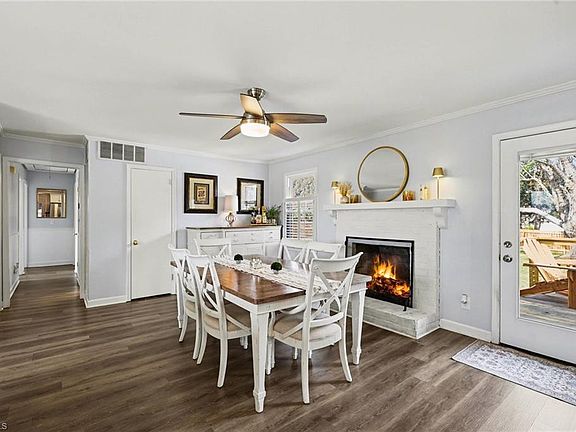 4th image of 1917 Oak Ridge Rd