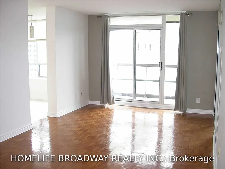 156 Enfield Pl #1809 — Photo 2