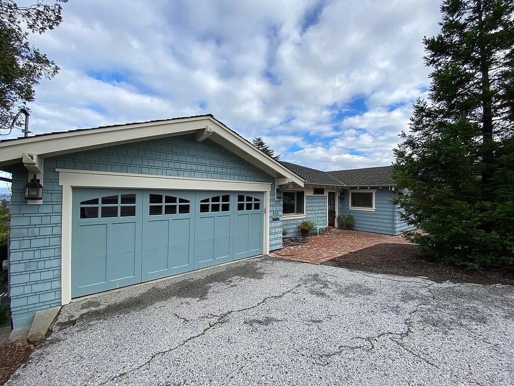 845 Viewridge Dr photo 1