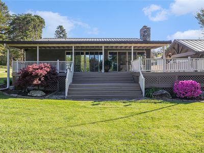 200 Inlet Point Rd, Fair Play, SC, 29643