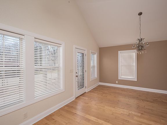 2nd image of 3013 4th Ave #A