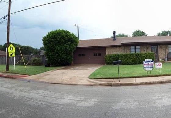 1st image of 1609 City View Dr