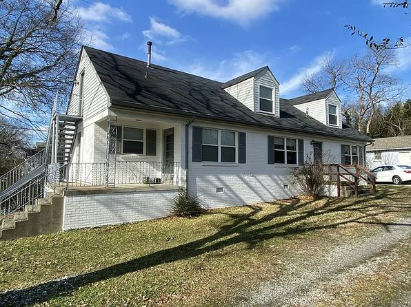 1902 Sweetbriar Ave #C