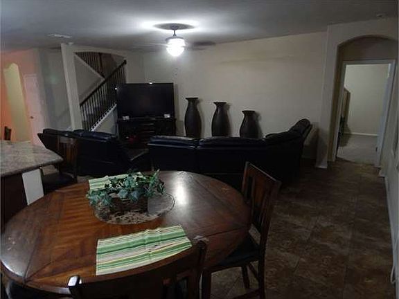 5th image of 202 Villahermosa Dr