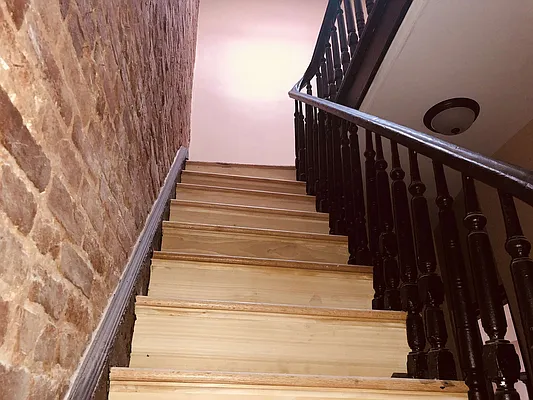 Rented by Emilienne Zongo Brown, LREB | media 23