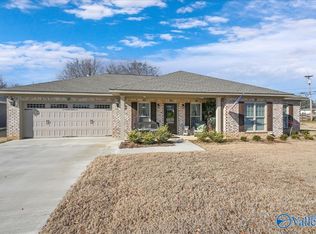 103 Prospect Dr SW, Hartselle, AL 35640