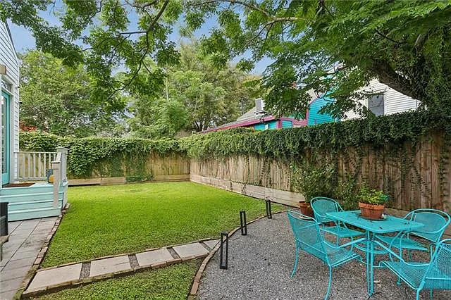 322 Arabella St — Photo 16