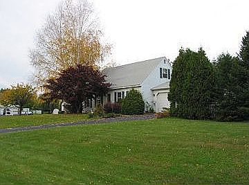 1st image of 2 Woodlot Ct