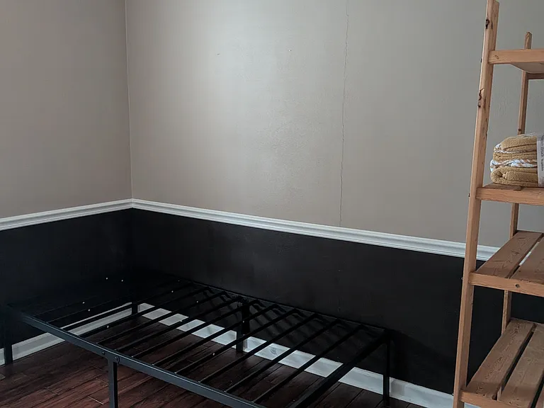 4327 Stanley St — Photo 15