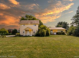 11569 Hill Rd, Riley, MI 48041