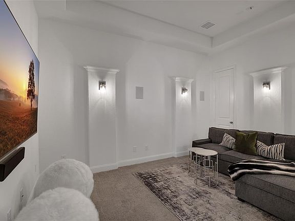 4th image of 1541 Deerwood Ln