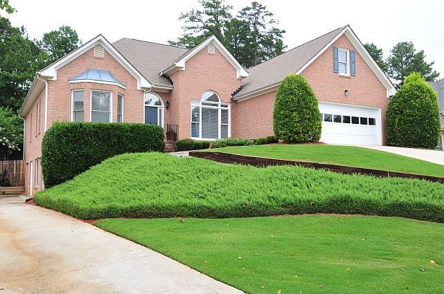 1st image of 1385 Home Place Dr