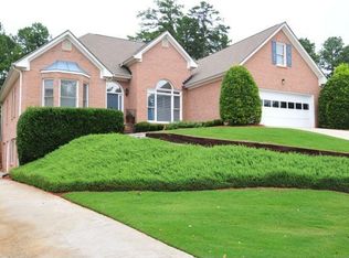 1385 Home Place Dr, Lawrenceville, GA 30043