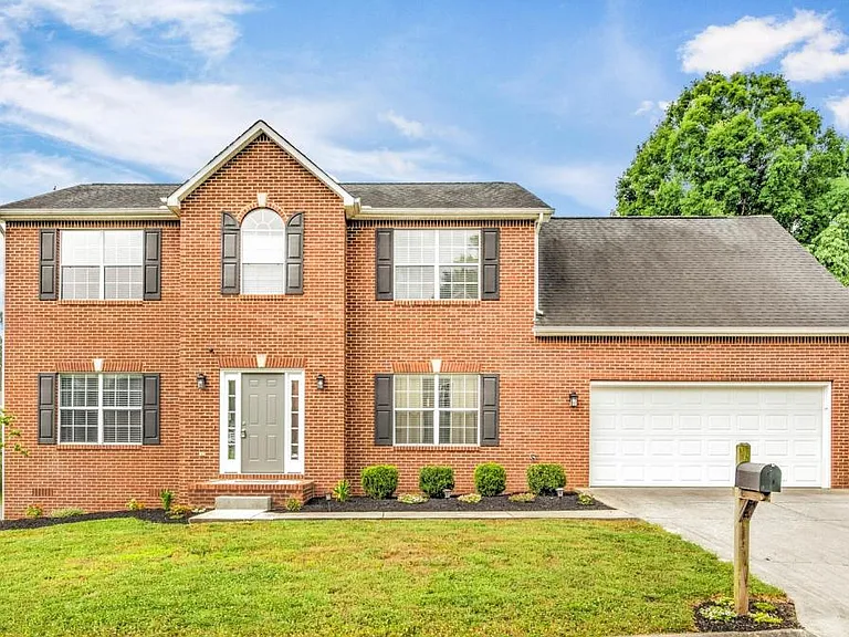 8200 Gallaher Station Dr — Photo 2