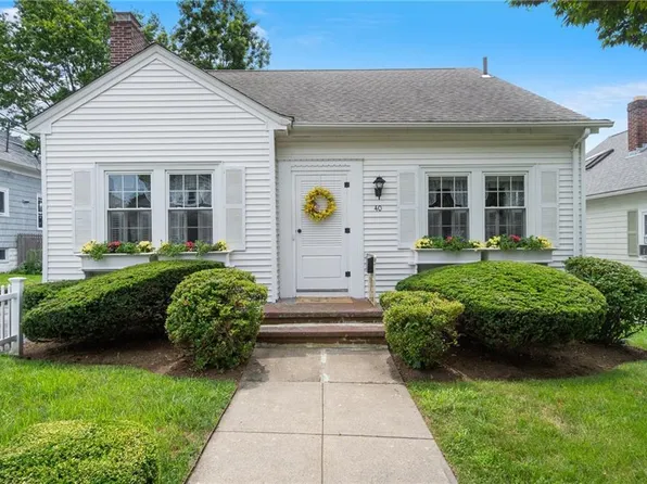 40 College Rd, Providence, RI 02908