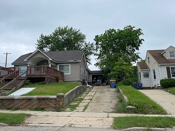 2nd image of 1007 Hollywood St NE