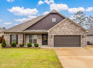 10 Clover Leaf Ln, Greenbrier, AR 72058