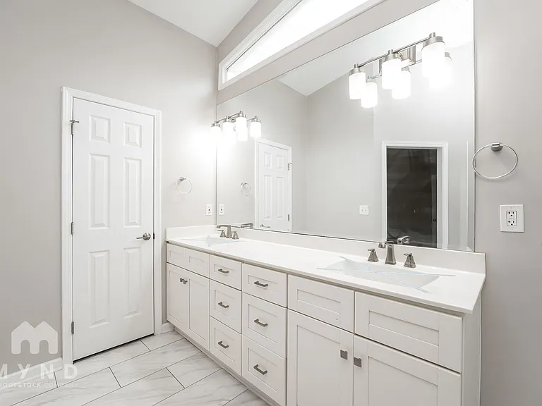 2351 Bankston Cir — Photo 12