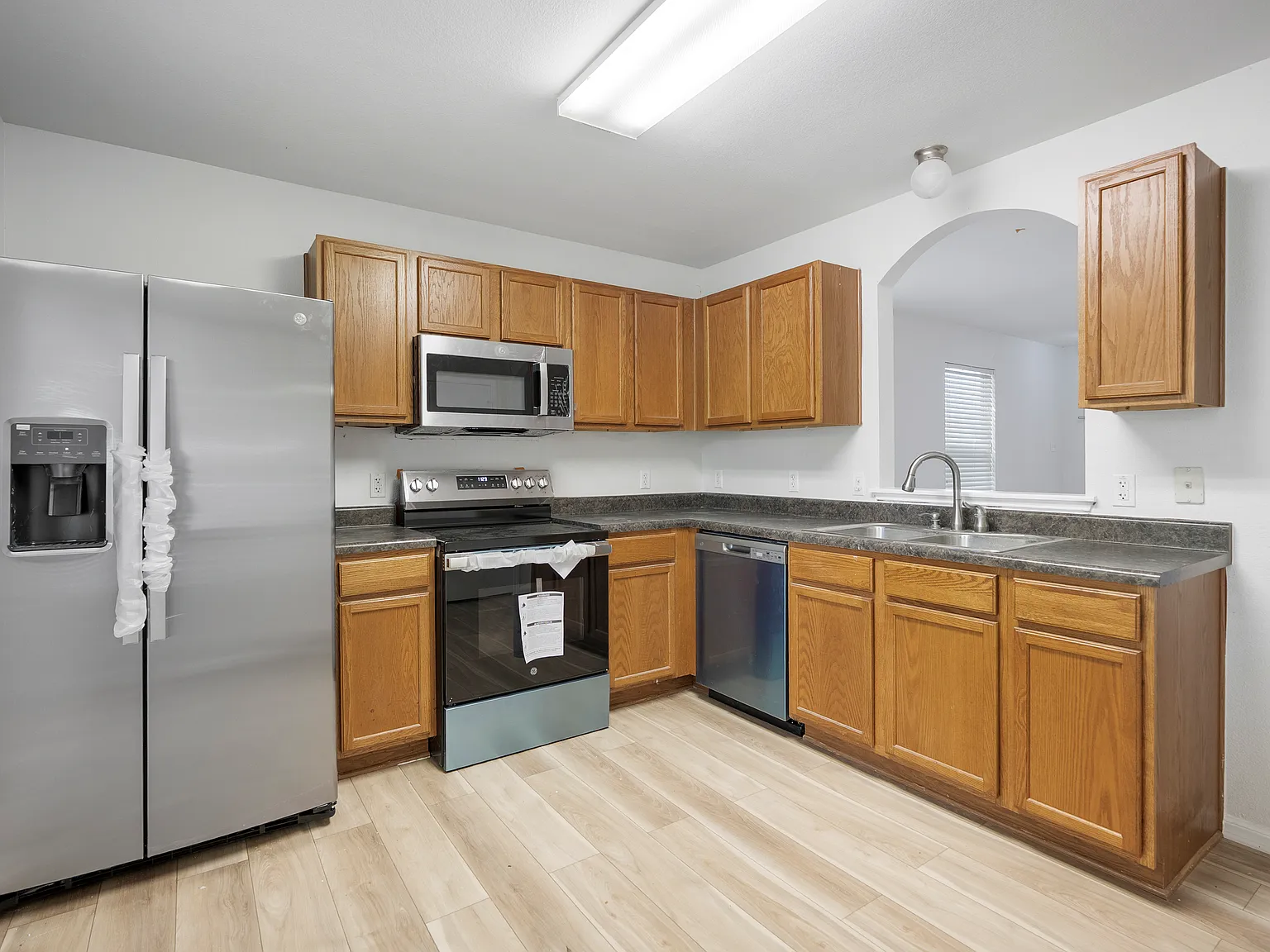 3 bed, 1384 sqft, $1,425 — Photo 4