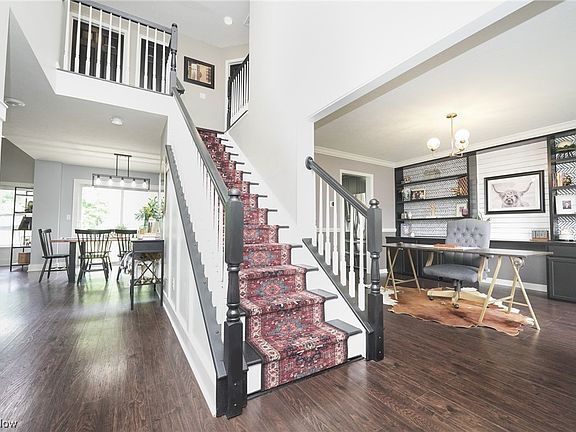 3rd image of 3057 Edmund Ct