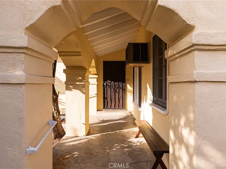4167 Brunswick Ave — Photo 3