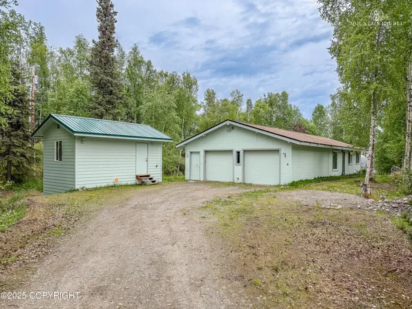 7640 W Scarlet Dr, Wasilla, AK 99623