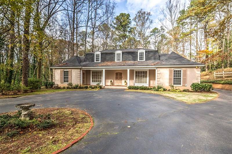 1st image of 537 Woodvalley Dr