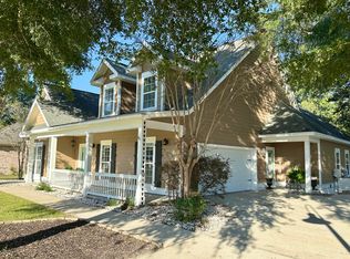 786 Symphony Way, Freeport, FL 32439