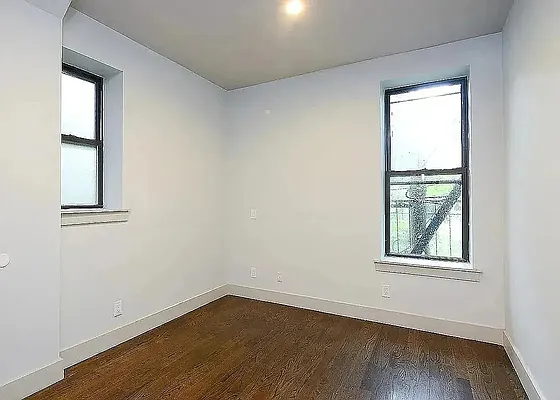 Rented by Brickview NYC Realty NYV LLC | media 12