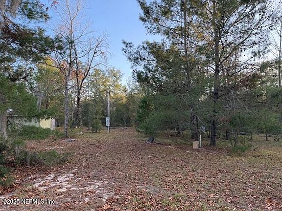 2nd image of 121 REVERE Avenue